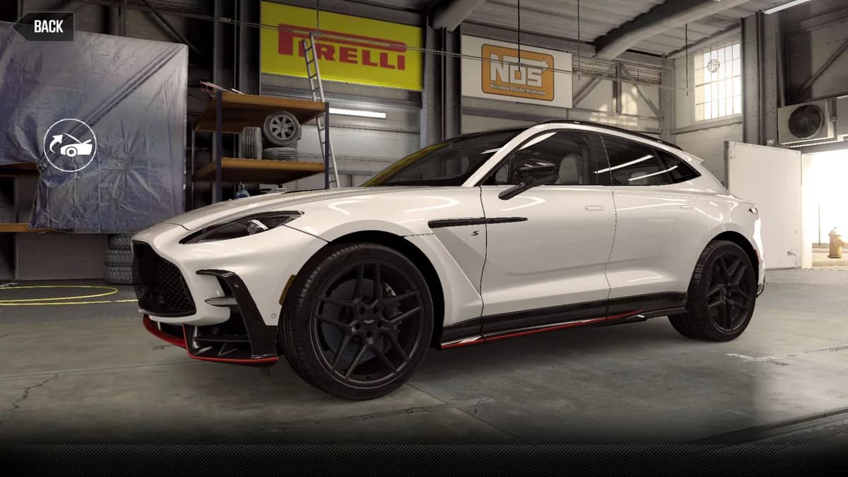 Aston Martin DBX S CSR2 season prize car in QNeutronWhite