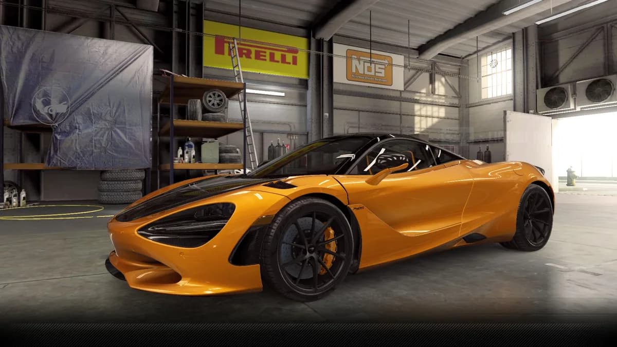 McLaren 750S CSR2 season prize car in McLarenOrange