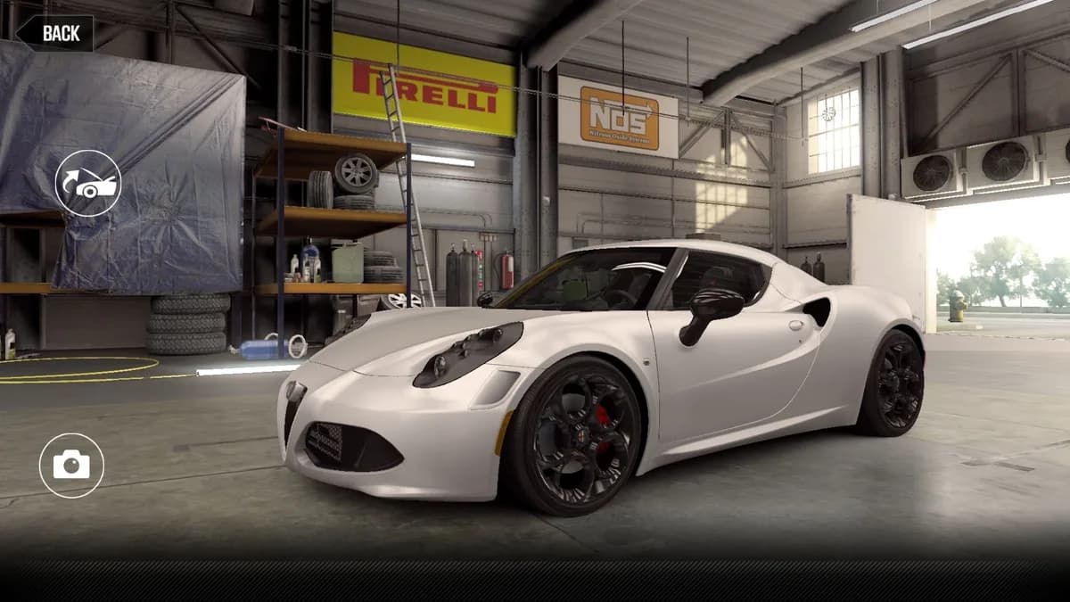 Alfa Romeo 4C Coupe Crew