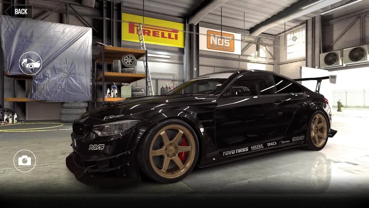 BMW Varis M4 GTS (2016)