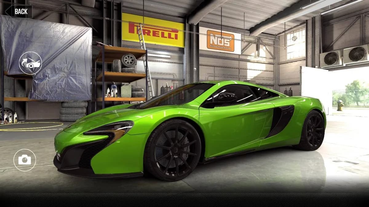 McLaren 650S (2015)
