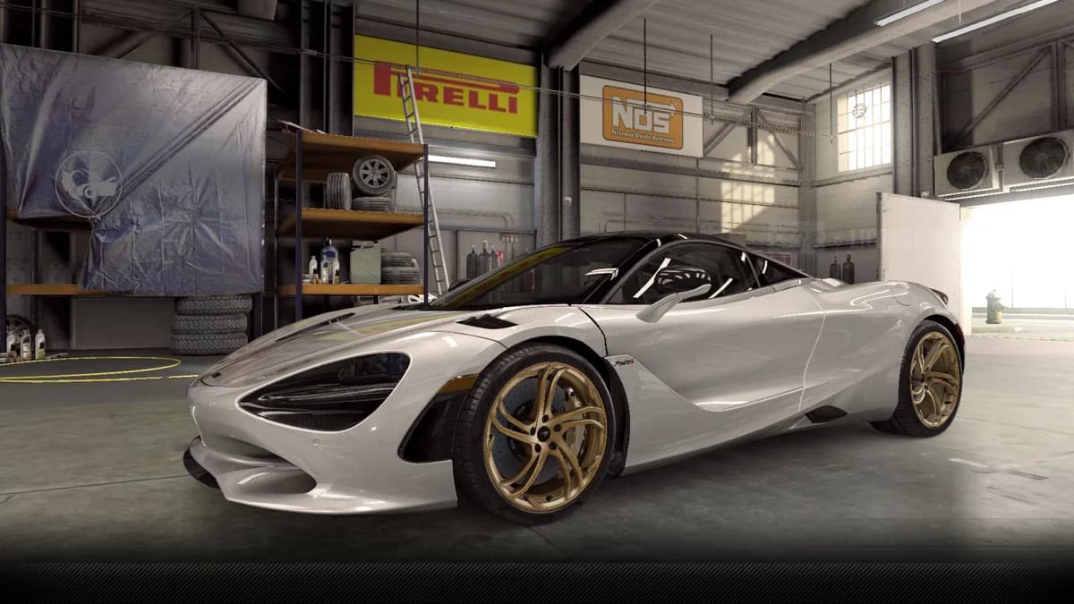 McLaren 750S (2023)