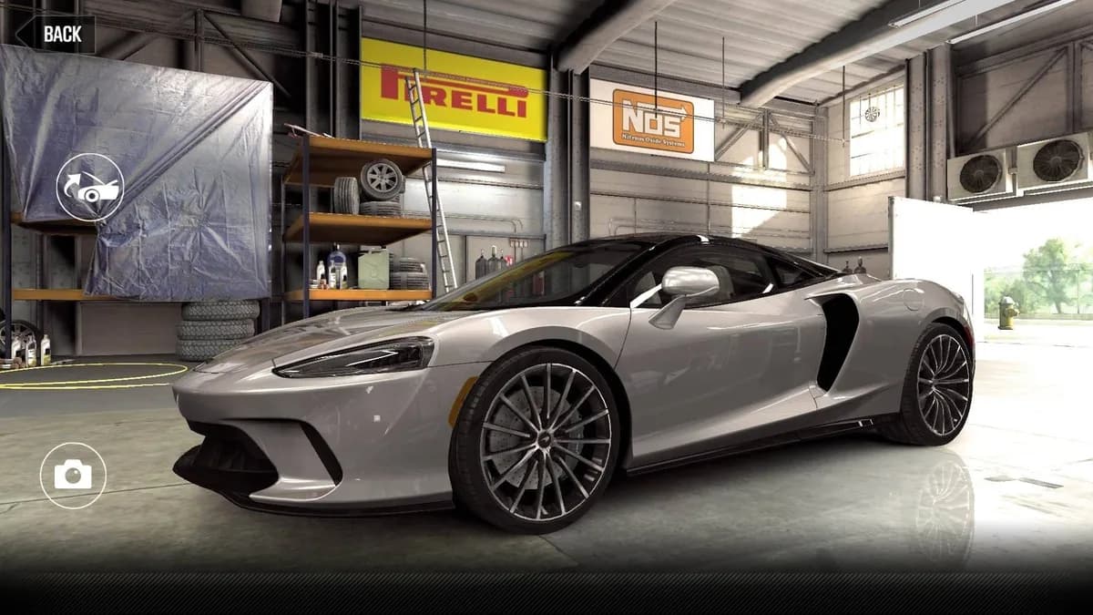 McLaren GT (2020)