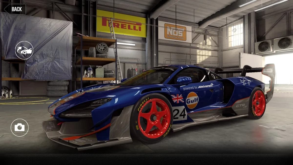 McLaren Senna GTRLM