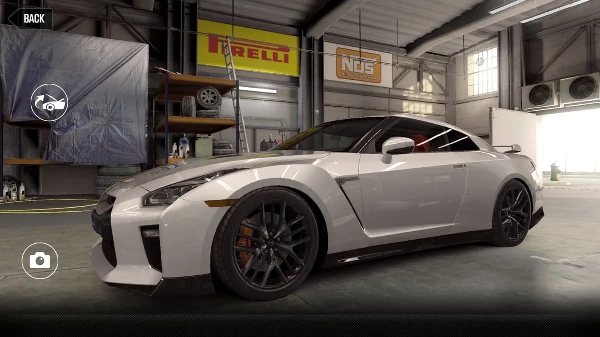 Nissan GTR (2017)