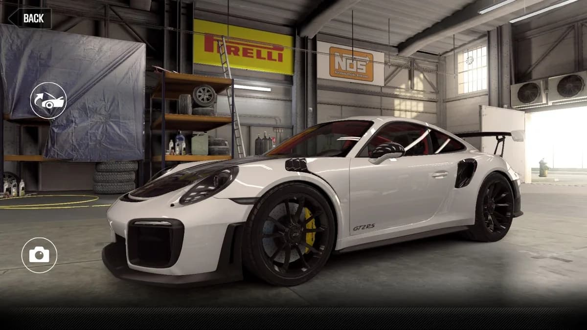 Porsche 911 GT2 RS Gold (2017)