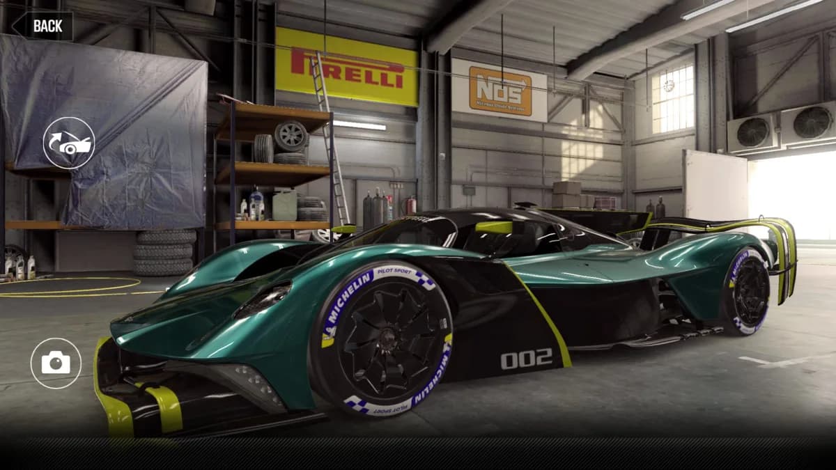 Aston Martin Valkyrie AMR Pro