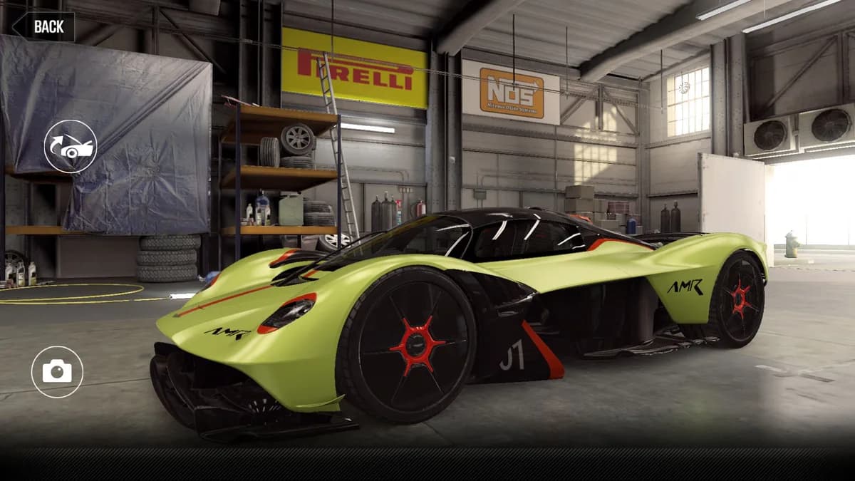 Aston Martin Valkyrie Track Pack AMR
