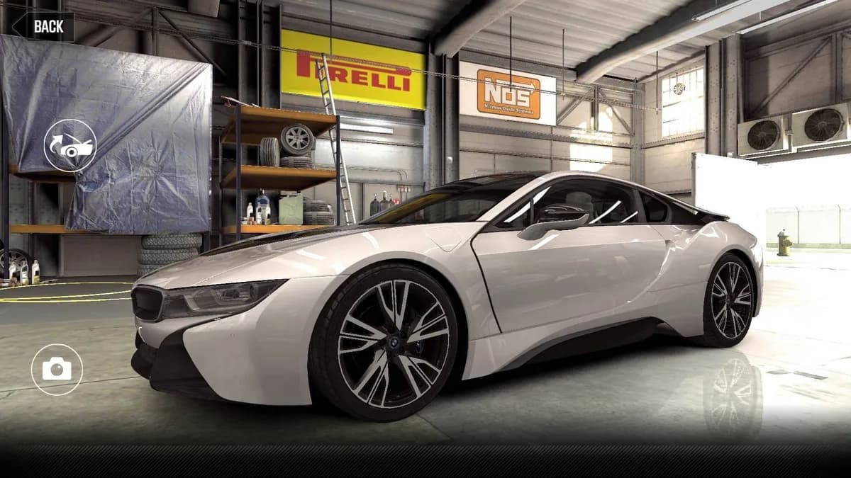 BMW i 8