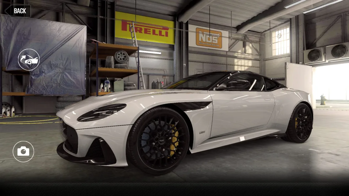 Aston Martin DBS770 Ultimate (2023)