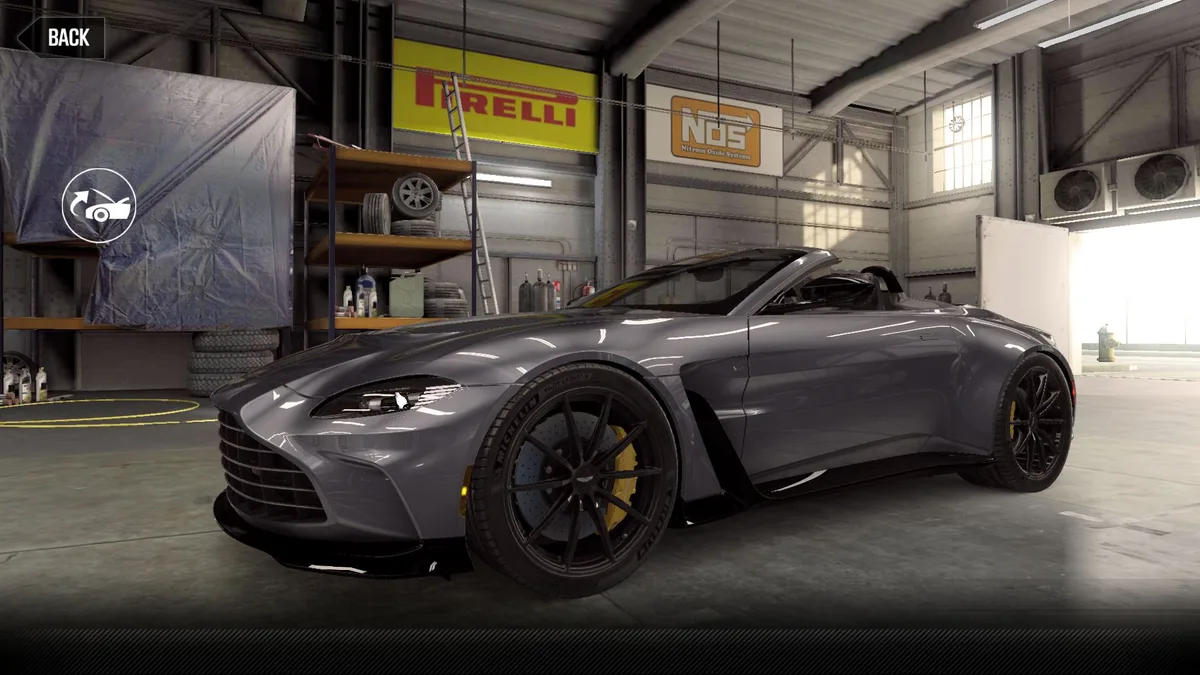 Aston Martin V12 Vantage R (2023)