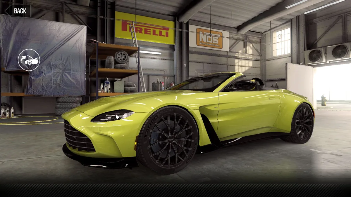Aston Martin V12 Vantage R (2023)