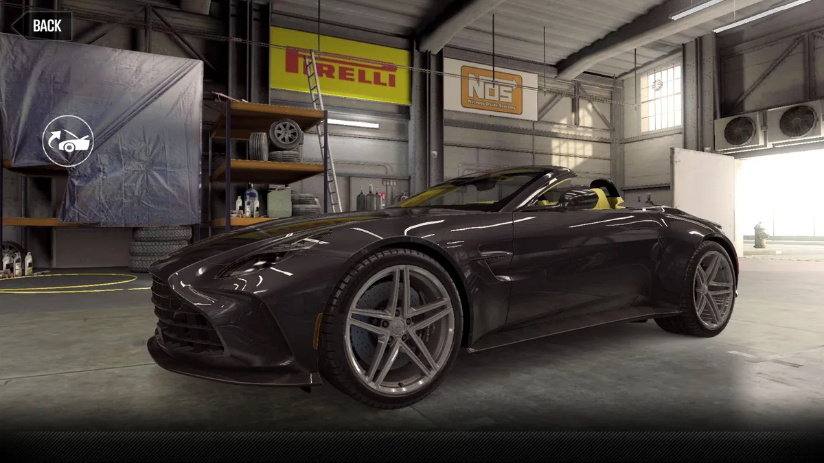 Aston Martin Vantage R (2025)
