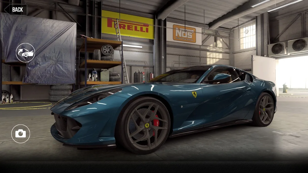 Ferrari 812 Superfast (2018)