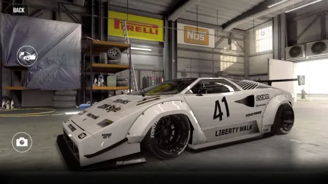 Lamborghini LB Countach LP (1988) - Maxed CSR2 Car Lamborghini LB Countach 1988 (BiancoIsis) 2